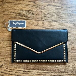 Clutch with Chain